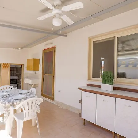 Holiday home Casa Tribi A 250 Mt Dalla Di Specchiarica Di San Pietro In Bevagna