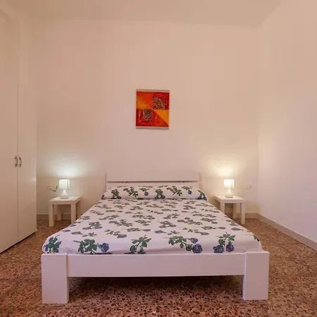 Casa Tribi A 250 Mt Dalla Di Specchiarica Di San Pietro In Bevagna Torre Colimena